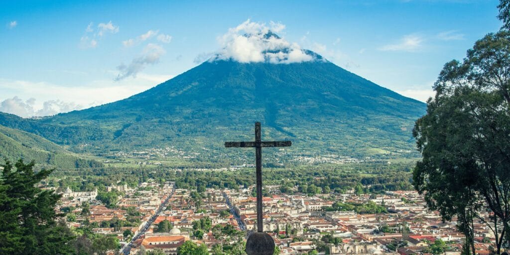 ¿Es seguro viajar a Guatemala en 2025? Guía completa